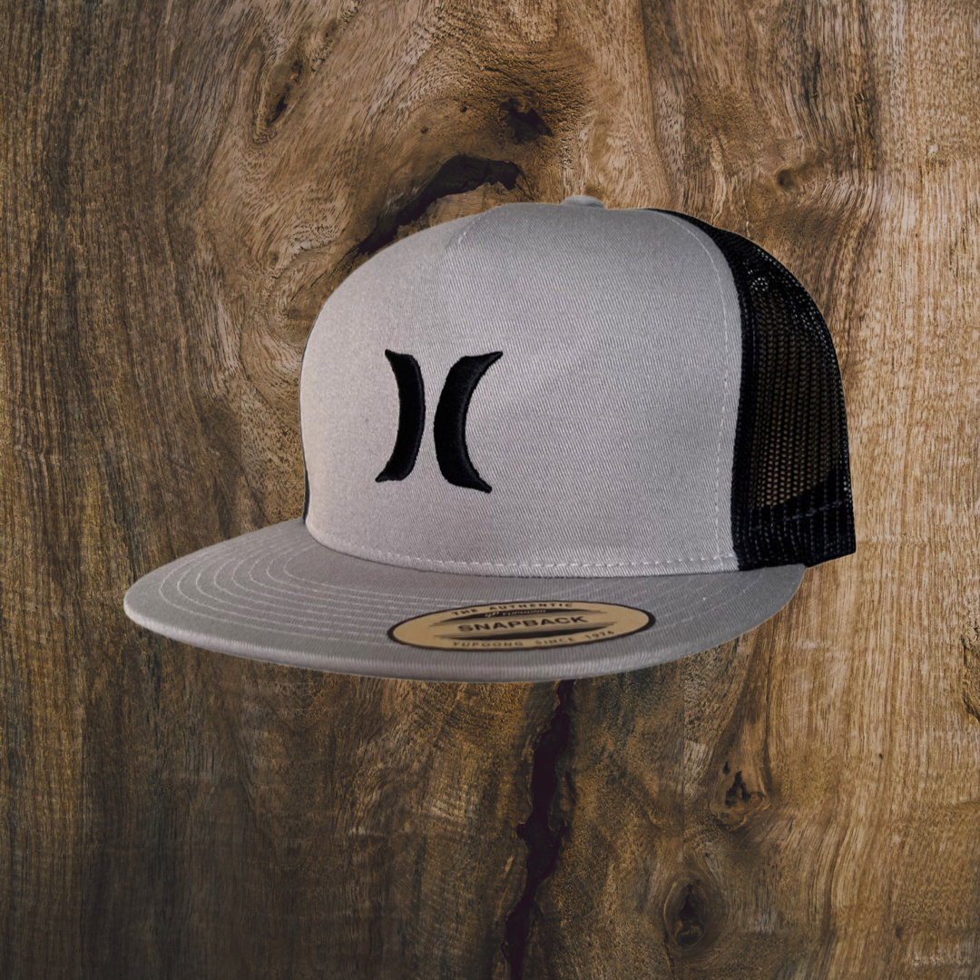 Hurley Icon Solid Flat Tracker Hat KAYSTHREAD